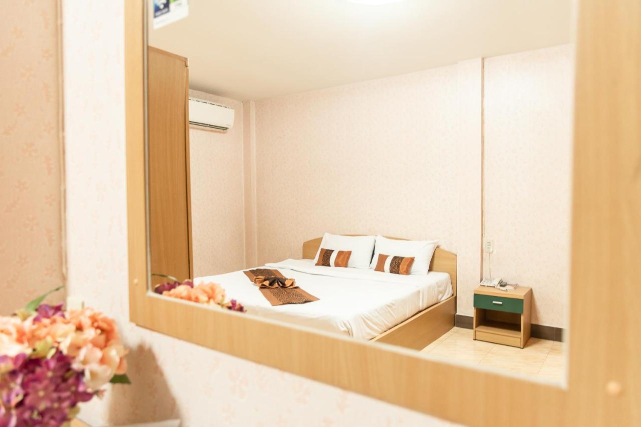 Pn Gold Resort Bangsaen Eksteriør bilde